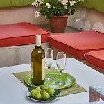 Apartment Vinea *